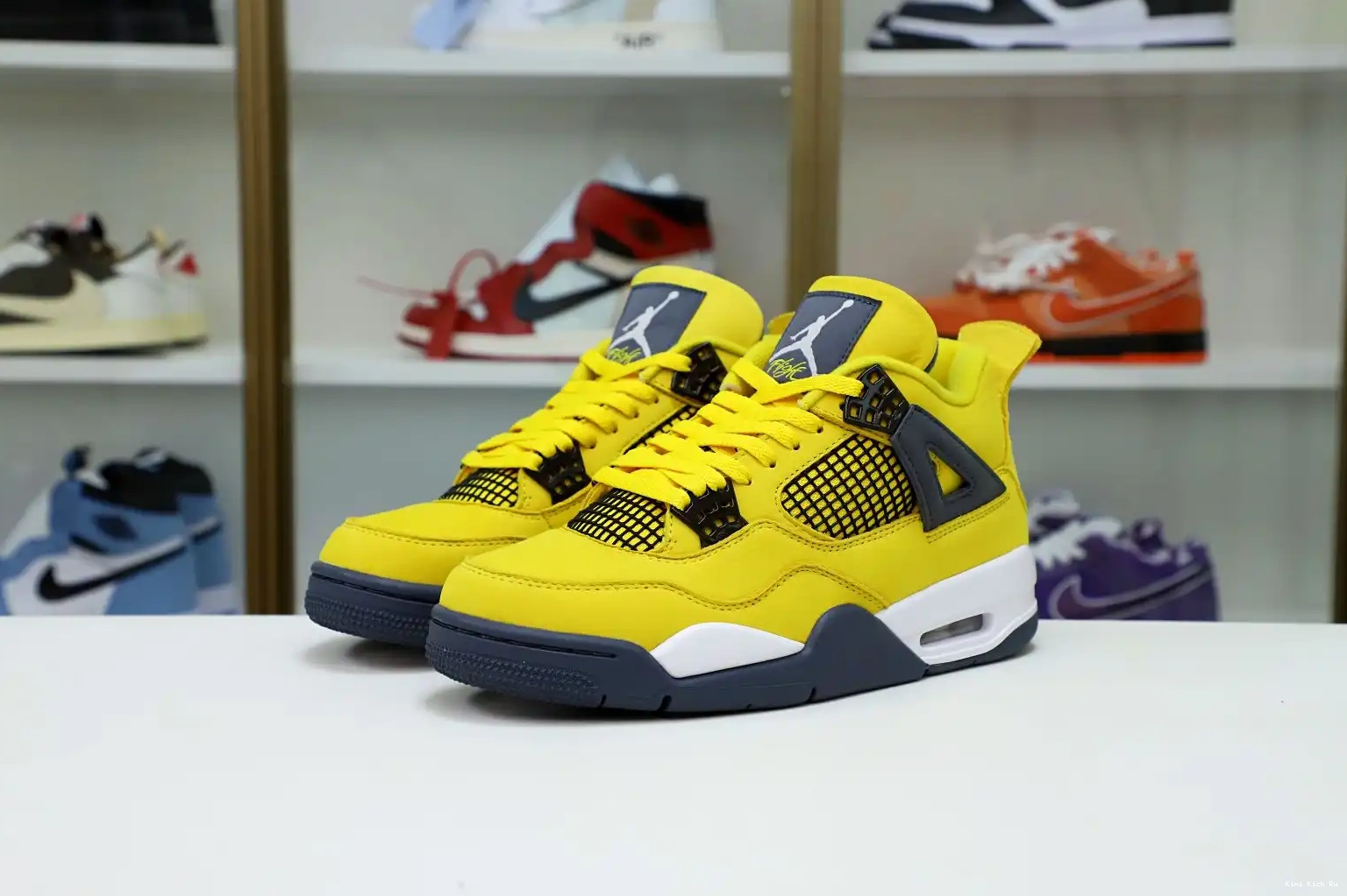 AIR RETRO 4 AIR Kimikick JORDAN 'LIGHTNING' JORDAN 2021 0817